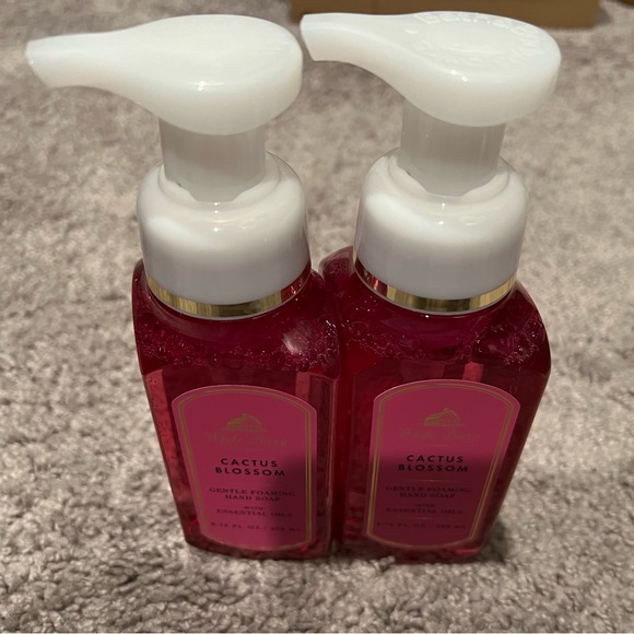 Bath & Body Works Hand Soap, Assorted - Picture 4 of 7